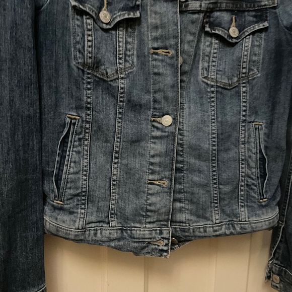 Levi’s Jean Jacket Size Medium - Picture 3 of 14